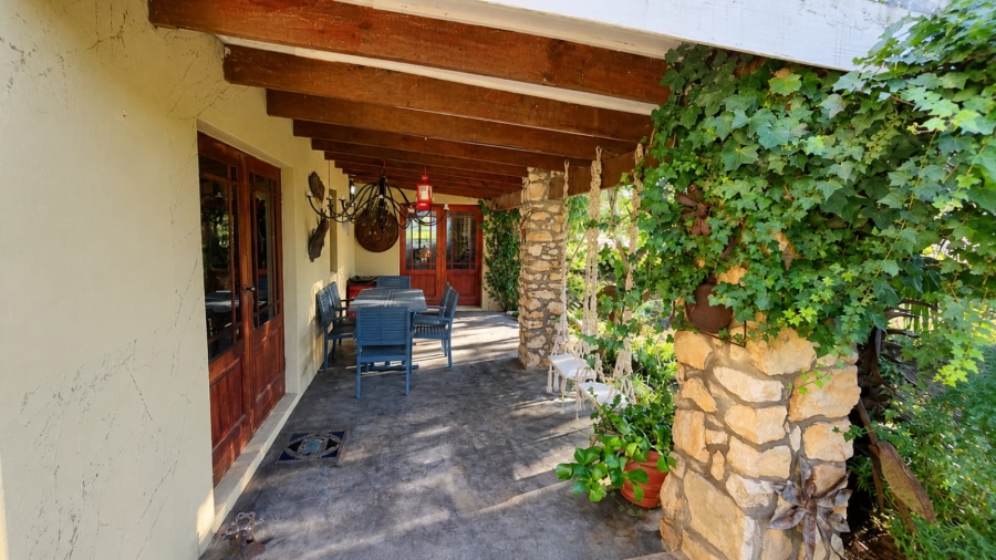 5 Bedroom Property for Sale in Stilbaai Wes Western Cape
